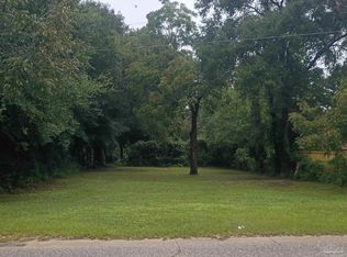 2710 W Bobe St, Pensacola, FL 32505