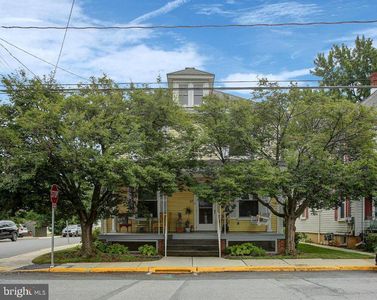 63 N Linden Ave, Greencastle, PA, 17225