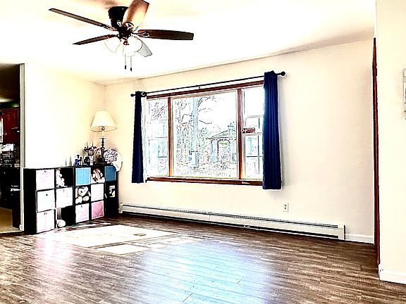 3rd image of 512 Brook Road
