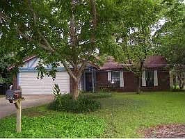 1st image of 3222 Thames Dr