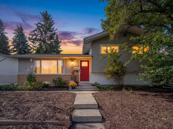 1323 E University Dr NW, Calgary, AB T2N 3Y8