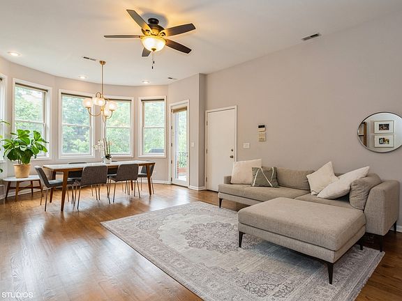 3rd image of 2026 W Pierce Ave #6
