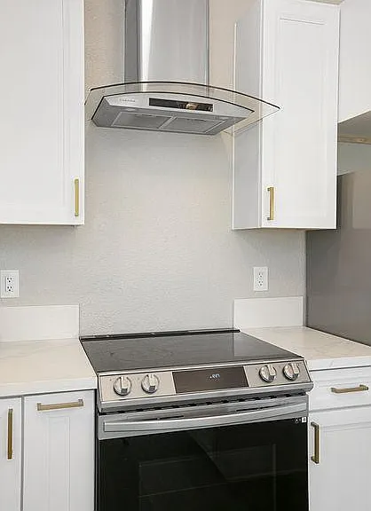 4062 Georgia St #4 — Photo 9