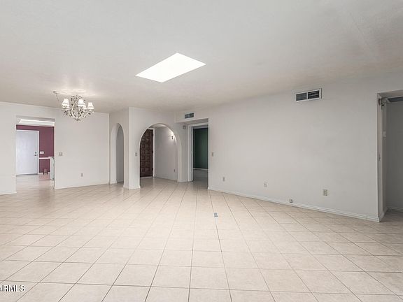 5th image of 16637 N 30TH Avenue