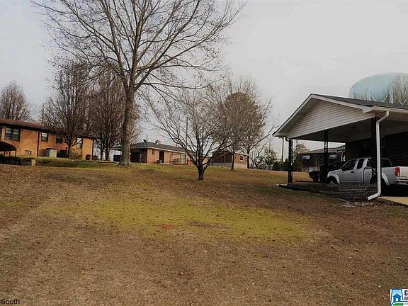 3rd image of 1194 Forest Dr
