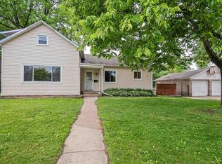 1700 CHESTNUT STREET, Wisconsin Rapids, WI 54494