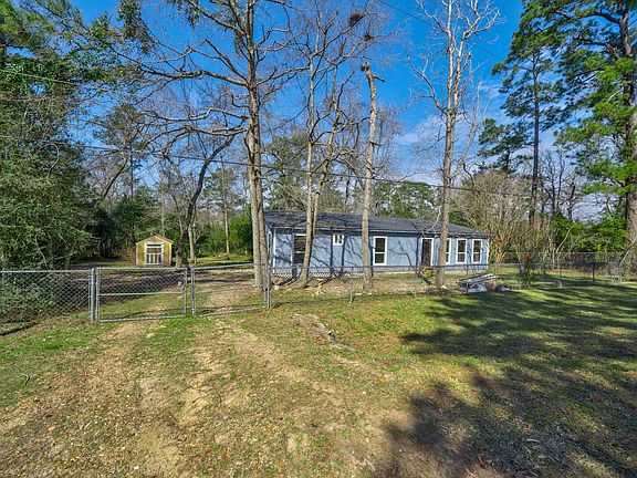 3rd image of 30519 Lake Circle Ln