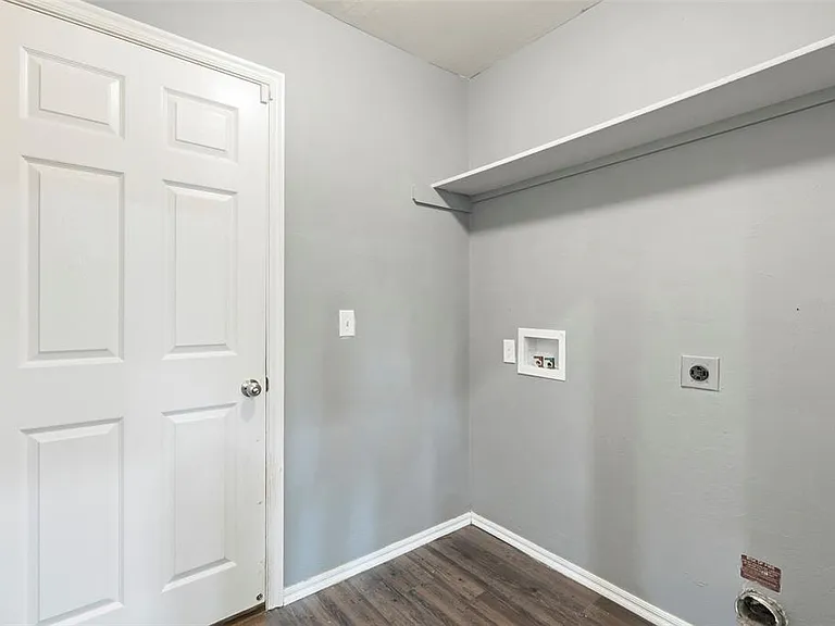 13244 Beekman Dr — Photo 9
