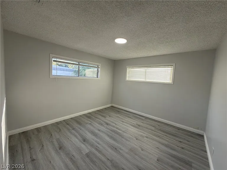 1108 Cashman Dr — Photo 12