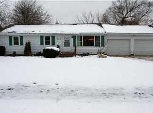 117 Gaines St SE, Grand Rapids, MI 49548