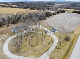 38466 Plum Creek Rd, Osawatomie, KS 66064