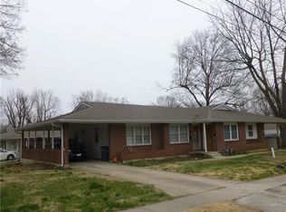 901 S Lexington St, Harrisonville, MO 64701