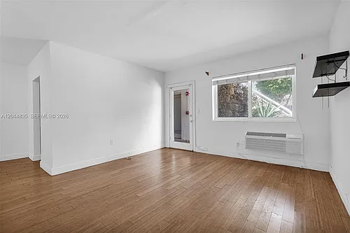 320 85th St #4 Photo 1 320 85th St #4 Photo 1