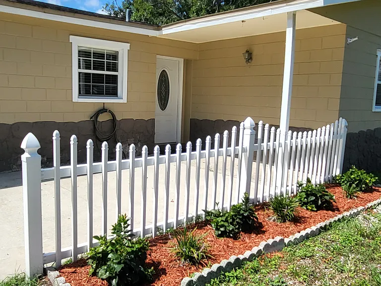 901 N Palm Dr SW — Photo 3