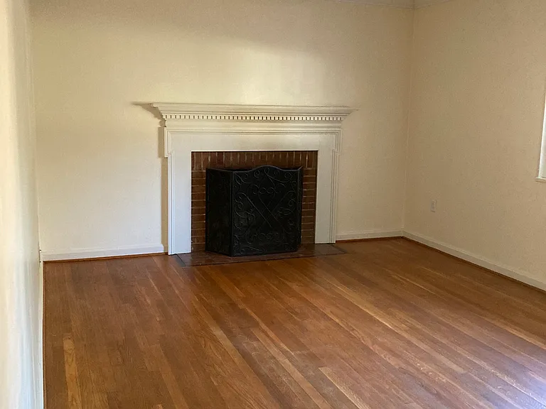 6400 Pickett St — Photo 7