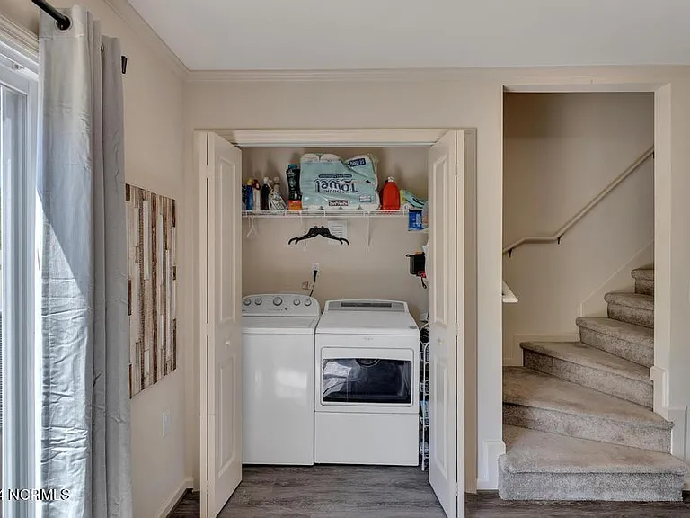 445 Sullivan Loop Rd — Photo 13