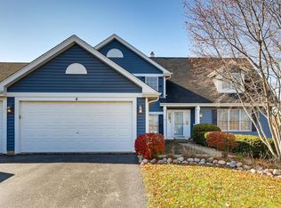 4 Sutcliff Ct, Algonquin, IL 60102