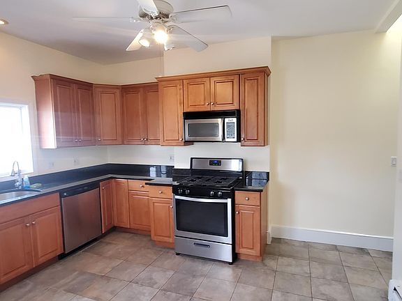 4th image of 45-43 Boyd St #45