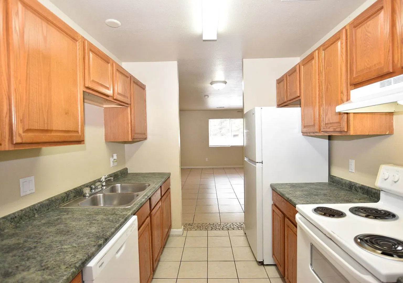 Shady Way Duplexes — Photo 4