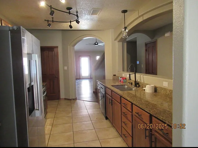 819 Tumulus Dr NW — Photo 3