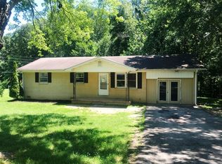 1543 Oak Grove Rd, Goodspring, TN 38460