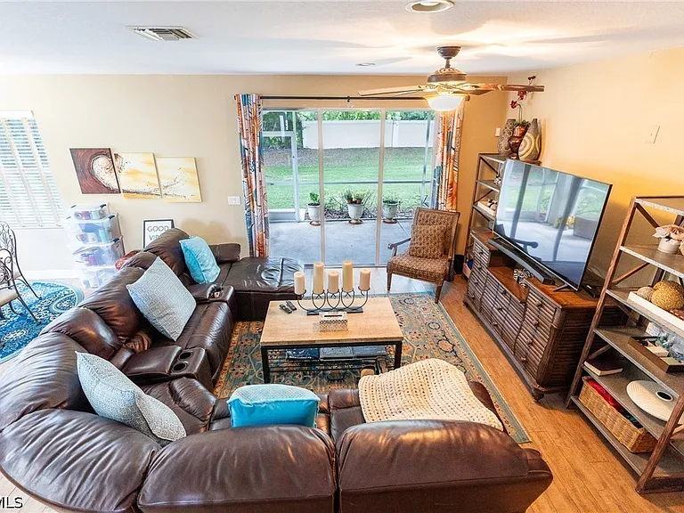 8713 Pegasus Dr — Photo 38