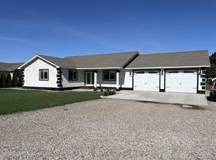 1108 2nd Ave, Granger, WA 98932