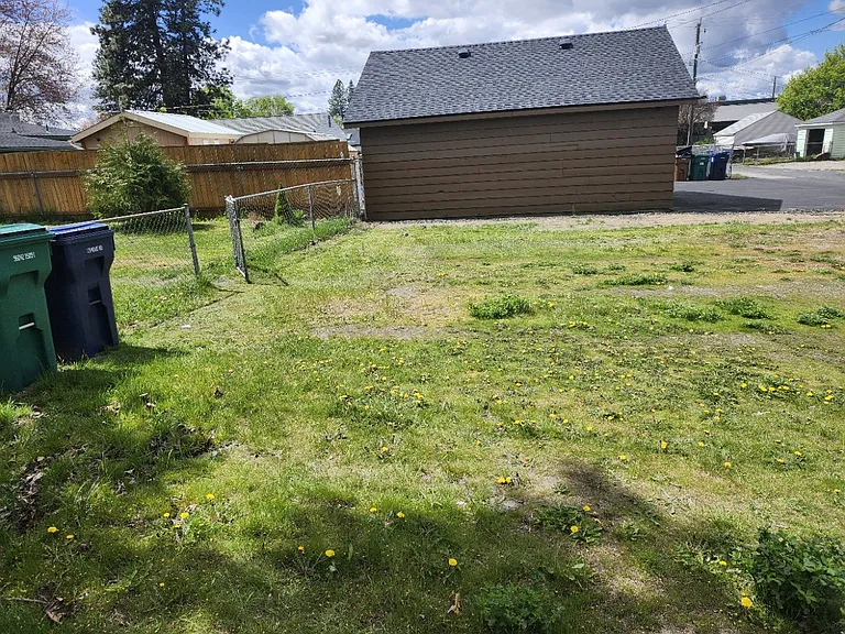 1324 W Central Ave — Photo 22