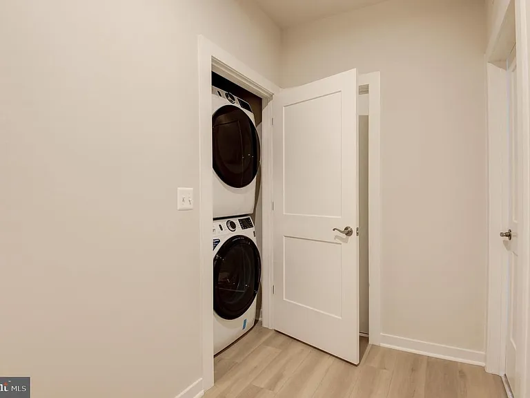43798 Middleway Ter — Photo 14