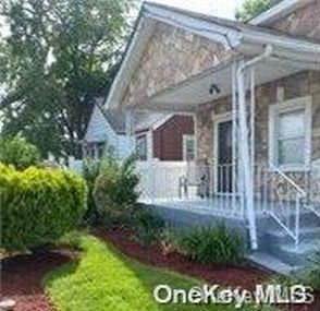1044 Adams Street, Uniondale, NY, 11553