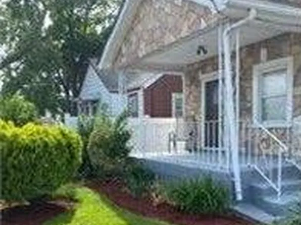 1044 Adams Street, Uniondale, NY 11553