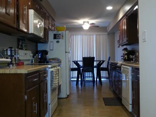 9826 Treetop Dr #2305, Orland Park, IL 60462