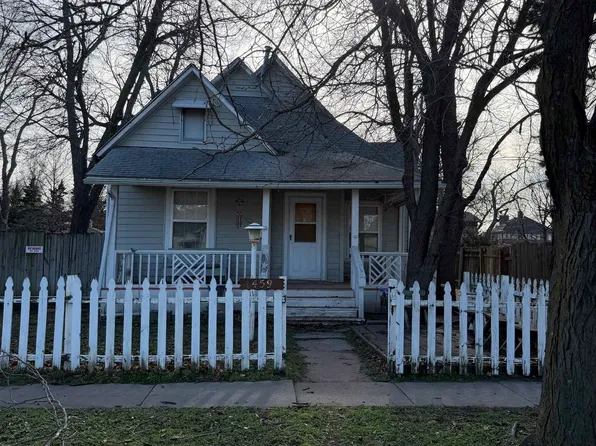 459 W 9th St N, Wichita, KS 67203