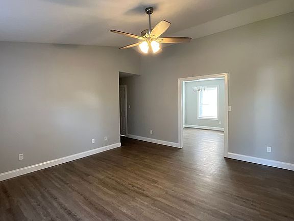 2nd image of 1335 Salem Cir