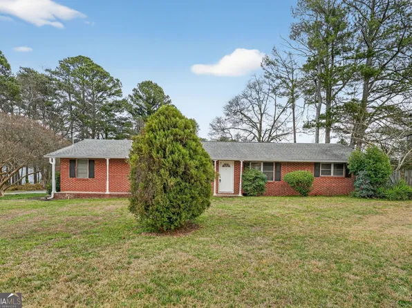 2780 London Berry Ct, Snellville, GA 30039