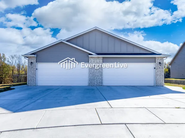 223 E Northern Ct, Mulvane, KS 67110
