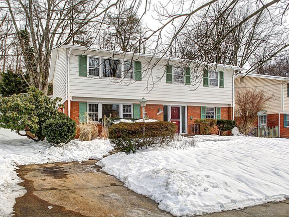 4th image of 11315 Woodson Ave