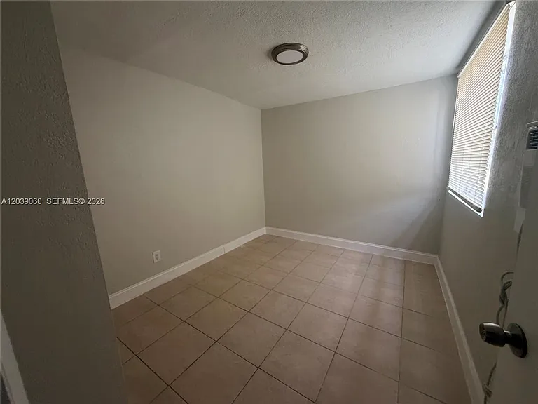 6321 SW 20th Ct — Photo 12