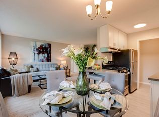 1328 Idaho Ave S, Minneapolis, MN 55426