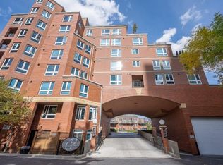 400 Eau Claire Ave SW #8801, Calgary, AB T2P 4X2