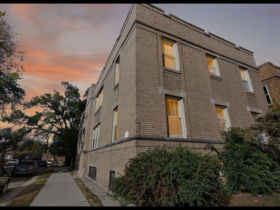 1st image of 620 E 68th St #2A