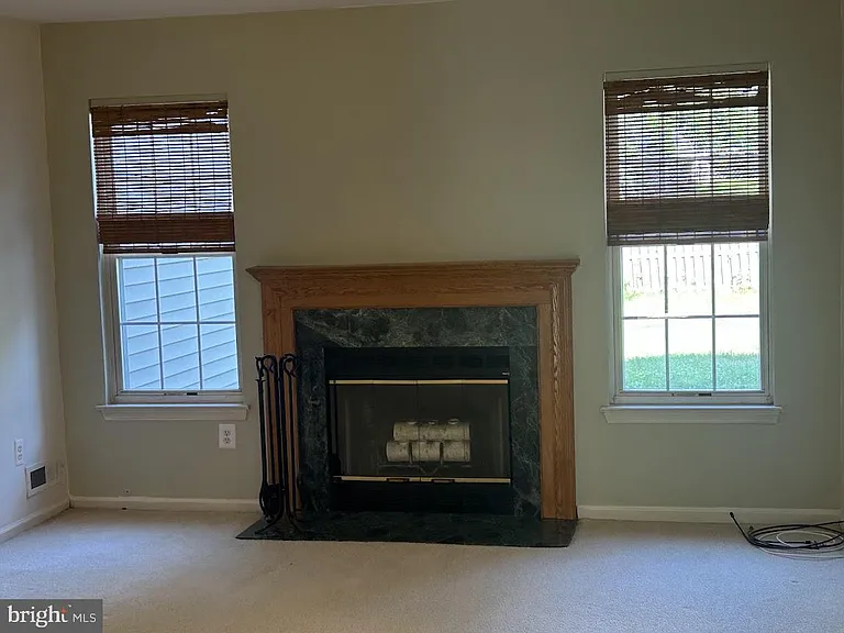 2623 Virginia Ln — Photo 10