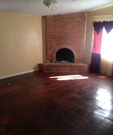 5th image of 5147 Grovehill St