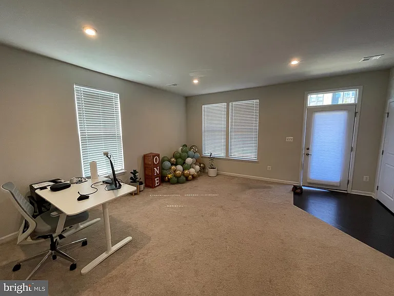 22264 Foundation Dr — Photo 4