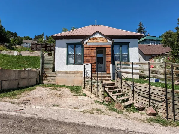 626 Prospect Ave, Lead, SD 57754