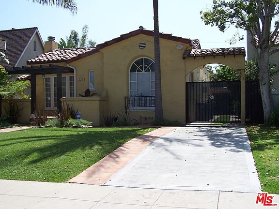 2nd image of 2235 Malcolm Ave