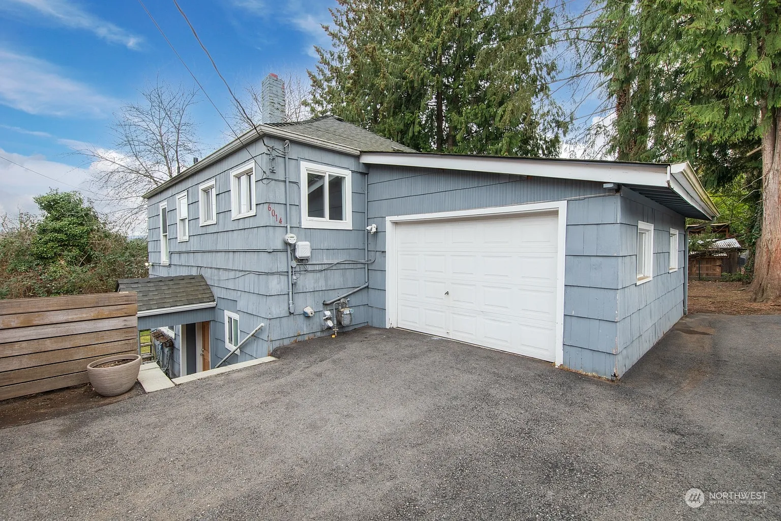 6014 33rd Avenue S photo 1