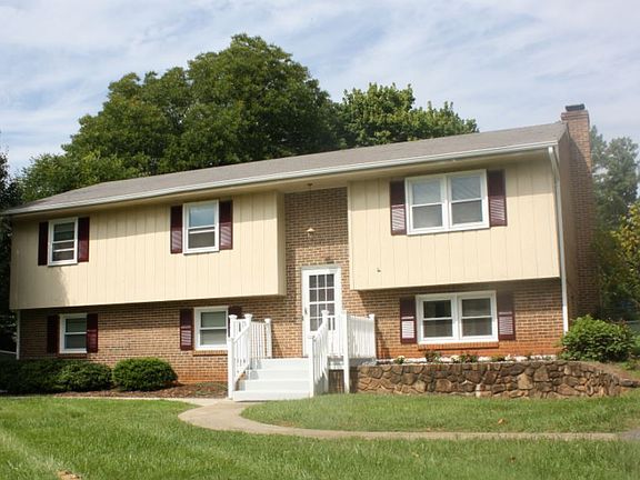 2nd image of 200 Mayfield Dr