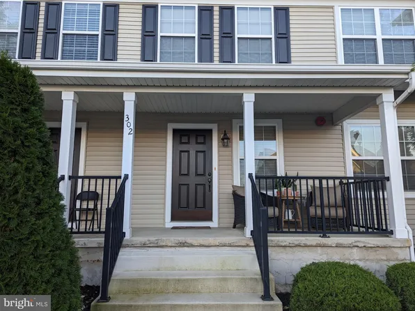 302 Lexington Mews, Woolwich Township, NJ 08085