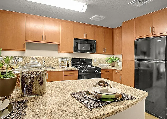 Westgate Apartments — Photo 16